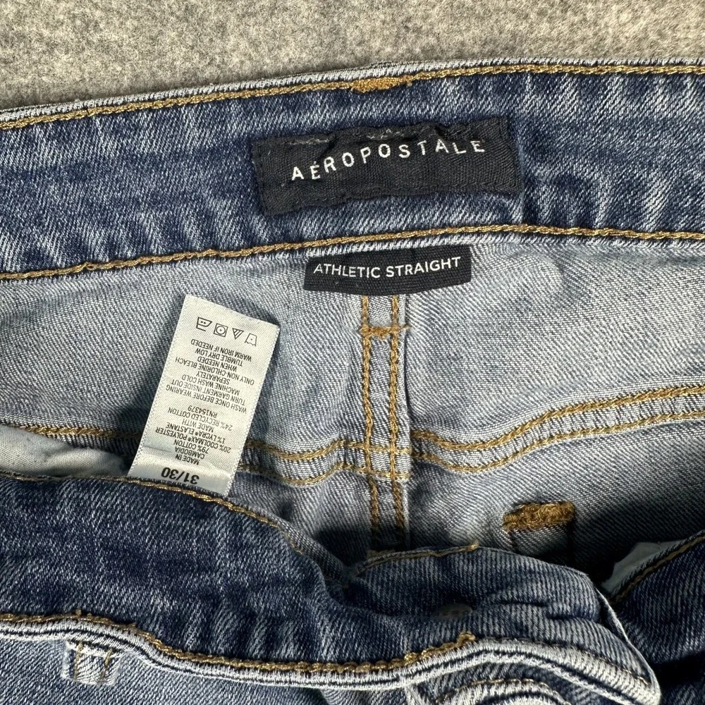 Aeropostale Athletic Straight Jeans 31/30 Blue Distressed Coolmax Stretch‎